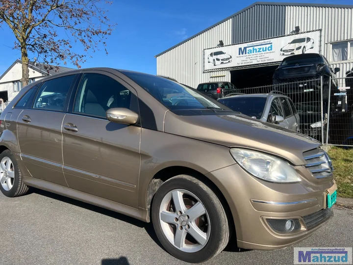 mercedes-b-klasse-b150-brons-791-demontage-sloop-onderdelen — foto 8