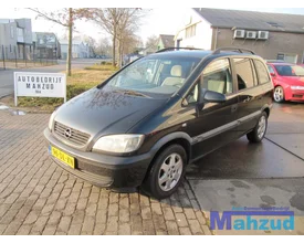 opel-zafira-a-wit-interieur-compleet