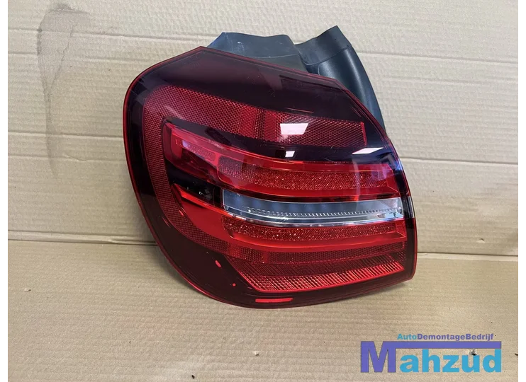 MERCEDES GLA X156 facelift Links buiten achterlicht 2013-2020