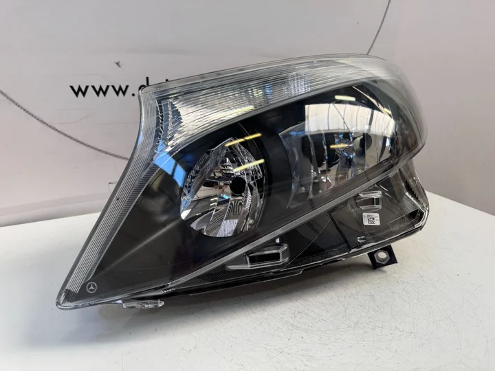 mercedes-w447-vito-halogeen-facelift-koplamp-links — foto 3