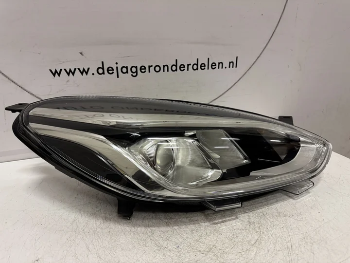 ford-fiesta-mk8-hallogeen-led-koplamp-rechts-l1bb13w014ce — foto 3