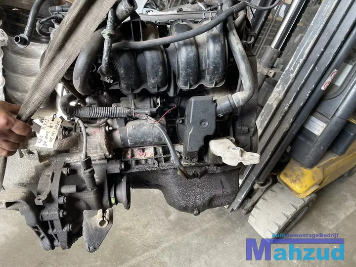 seat-ibiza-2-14-16v-motorblok-aua-ape — foto 7