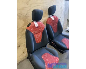 ford-ka-2-rood-compleet-interieur-20082016 — foto 5