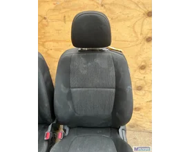 kia-picanto-2-zwart-interieur-3deurs-stoel-achterbank — foto 2