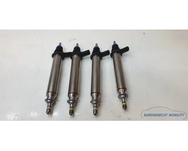 benzine-injector-injectoren-mercedes-a2780700687-0261500065-origineel-gebruikt-2010-2023