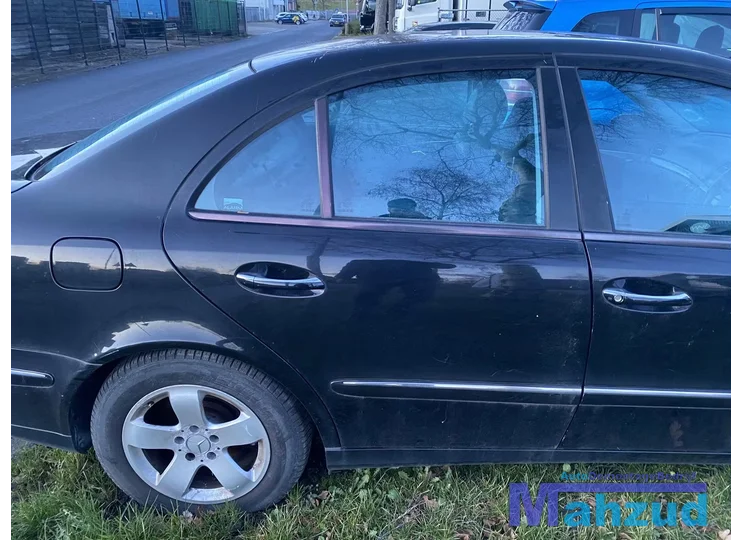 MERCEDES E-KLASSE W211 zwart rechts achter deur portier 2002-2009
