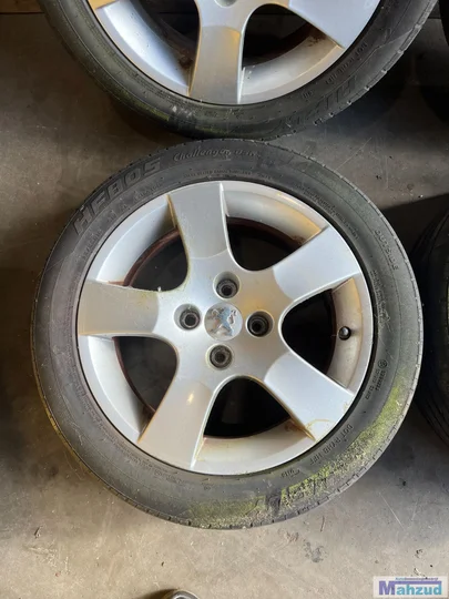 peugeot-207-sw-velgen-4x108-651-16-inch — foto 3