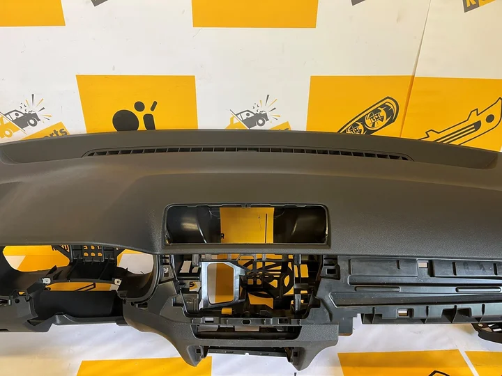 airbagset-skoda-fabia-iii-3-origineel-airbagset-dashboard — foto 5