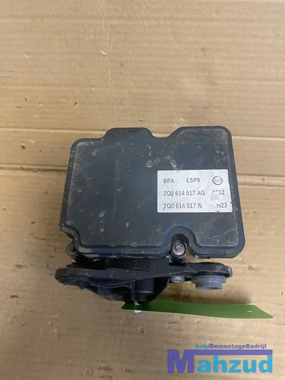 seat-ibiza-5-polo-6-abs-pomp-2q0614517ag-2018 — foto 2