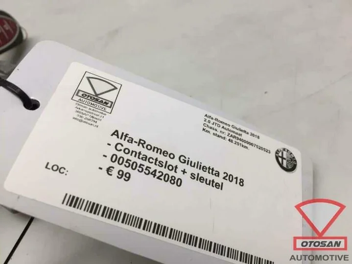 alfa-romeo-giulietta-2018-contactslot-+-sleutel-00505542080 — foto 5