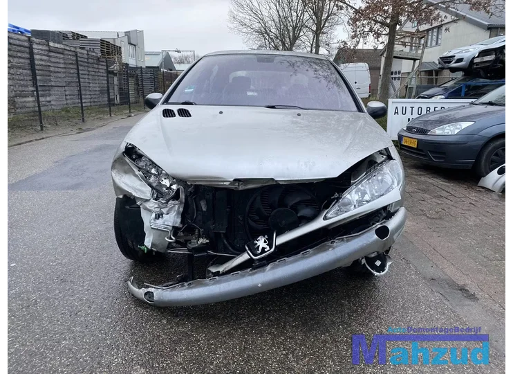 2005 PEUGEOT 206 HATCHBACK 1.4 16V KFU ET3J4 ETSC onderdelen