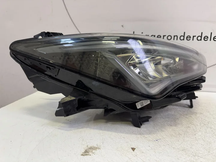 cupra-born-10f-led-koplamp-rechts-10f941008j — foto 5