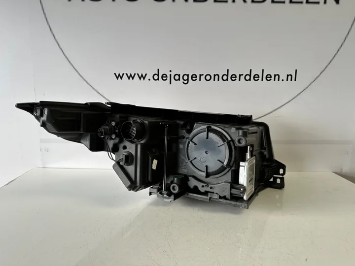 range-rover-evoque-facelift-bi-xenon-gj3213w030ea — foto 2