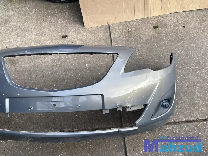 opel-meriva-b-z40w-voorbumper-schade-2010 — foto 2