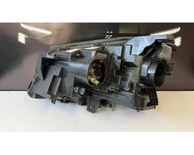 rechts-koplamp-mercedes-gla-156-bixenon-richtingsverlichting-a1569062400 — foto 8