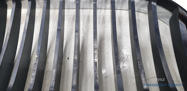 grille-bmw-e90-3-serie-grill-zwart-chrome-origineel-gebruikt-2005-2008 — foto 22