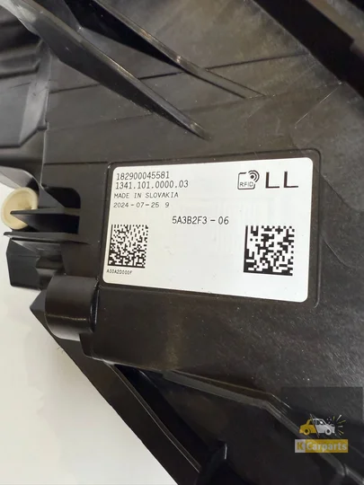 bmw-4-serie-koplamp-linksrechts-g22-g23-g24-g26-5a3b2f306-5a3b2f3 — foto 2