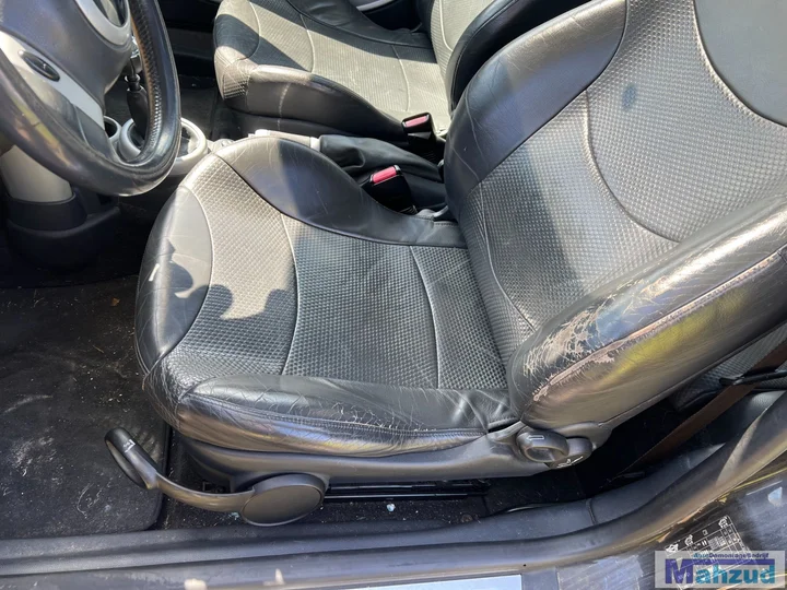 mini-cooper-one-r50-r53-16-zwart-3039-demontage-onderdelen — foto 12