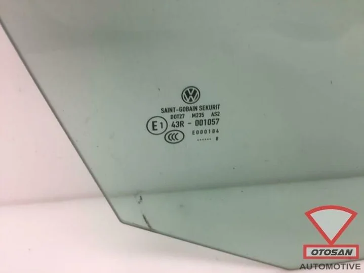 vw-golf-v-5-ruit-raam-deur-portier-rechts-voor-5-deurs — foto 2