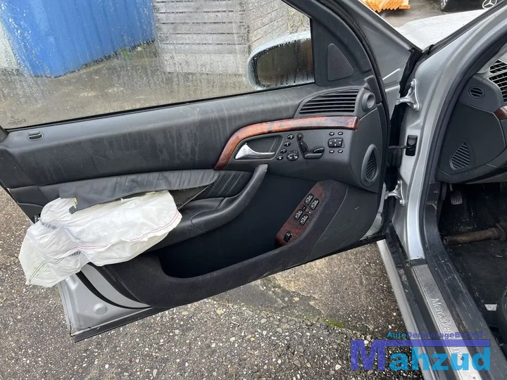 2000-mercedes-s-klasse-w220-s-55-amg-113986-zilver-744-onderdelen — foto 32