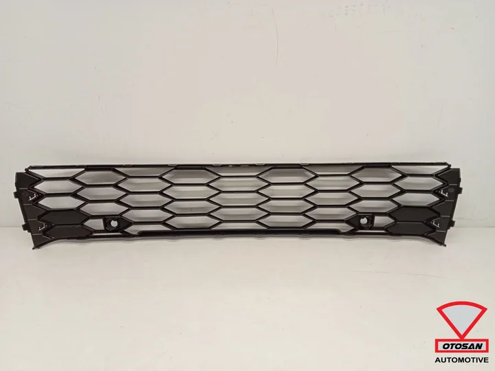 volkswagen-golf-8-gti-gtd-bumper-rooster-midden — foto 4