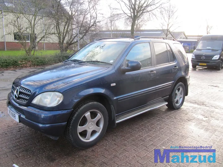 1999-mercedes-ml-320-32-w163-demontage-sloop-157 — foto 2