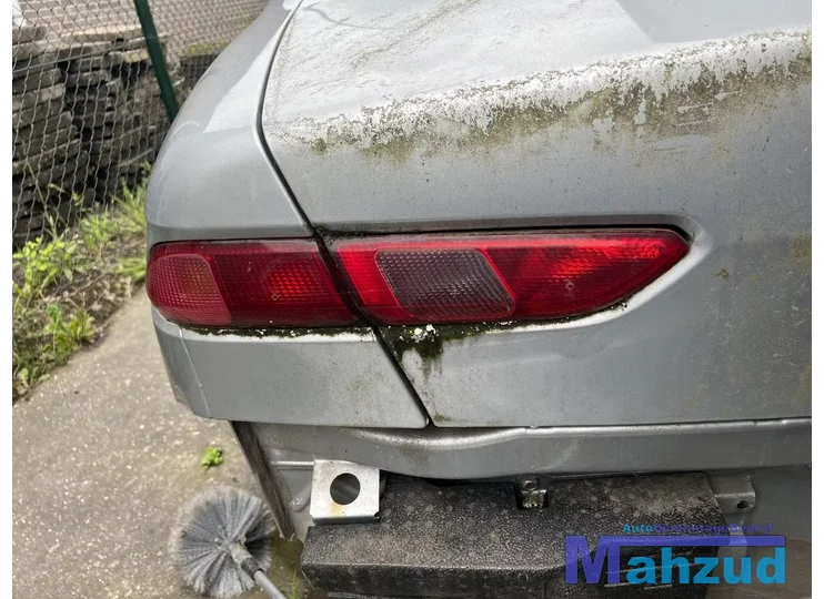 ALFA ROMEO 156 SEDAN Achterlicht links binnen buiten 97-05