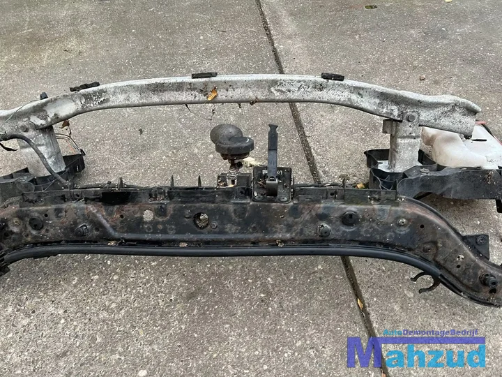renault-megane-2-voorfront-front-20012009 — foto 5