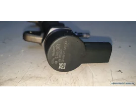 injectorrail-b47d20a-bmw-1-3-4-5-serie-fseries-851415402-druksensor-brandstof-origineel-gebruikt — foto 3