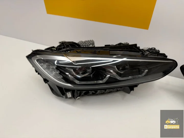 bmw-4-serie-m4-g22-g23-g26-led-koplamp-links-rechts-9851035-9851036 — foto 2