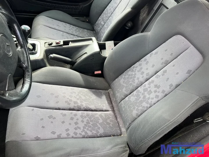 slk-r170-interieur-delen-stoel-deurpaneel-dashboard-kast — foto 8