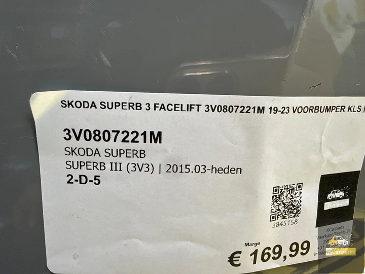 skoda-superb-3-facelift-3v0807221m-1923-voorbumper-kls-pdc — foto 11