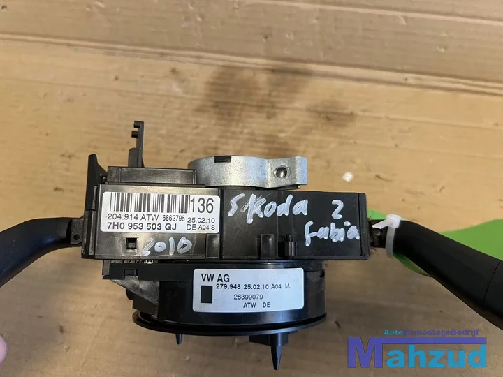 skoda-fabia-2-stuurkolom-sleepring-cruise-controle-ruitenwis-schakelaar — foto 5