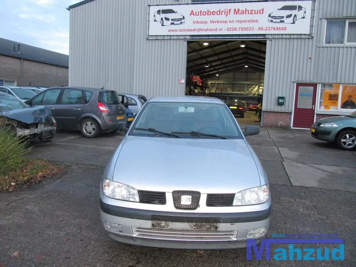 seat-ibiza-2-6k1-14-16v-motorblok-aua-motor — foto 2
