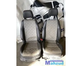 2012-vw-caddy-3-bestuurders-stoel-passagiers-links-rechts-leer