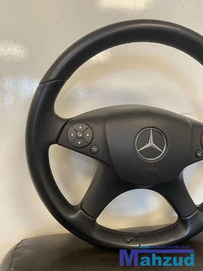 mercedes-w204-cklasse-leer-stuurwiel-stuur-met-airbag — foto 2