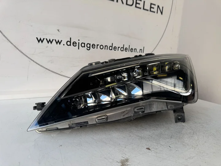 seat-leon-facelift-vol-led-koplamp-links-5f1941007g — foto 2