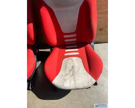 ford-ka-2-rood-interieur-stoel-achterbank-deurpaneel — foto 3