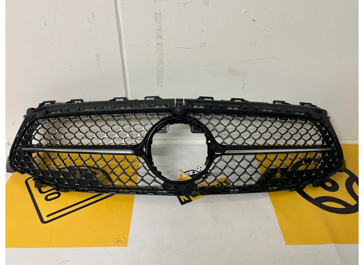 Gril MERCEDES CLA X118 C118 AMG Facelift Grill A1188884400