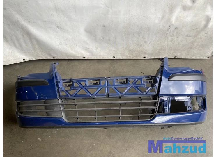 VW TOURAN Blauw voorbumper facelift 2006-2010