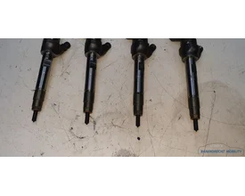 verstuiver-diesel-injector-b47d20a-bmw-8514148-1-3-4-5-serie-f-series-origineel-gebruikt — foto 3