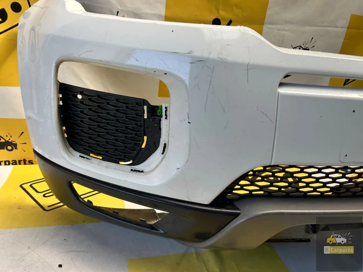 range-rover-evoque-facelift-dynamic-voorbumper-gj3217f003 — foto 3