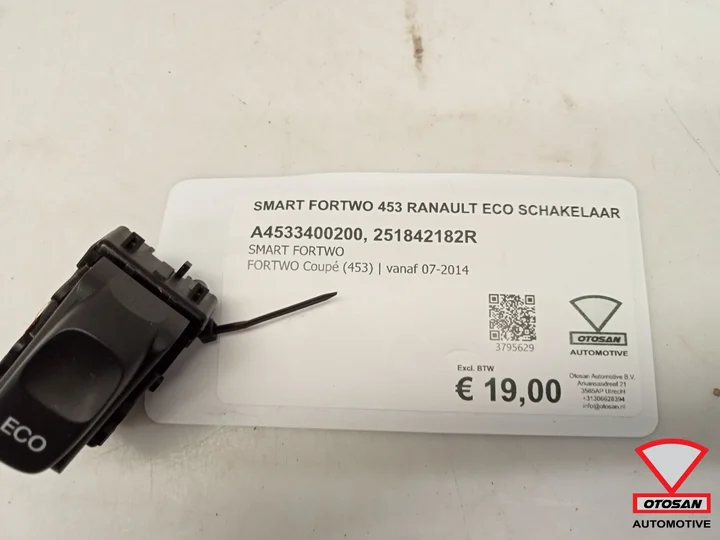 smart-fortwo-453-ranault-eco-schakelaar-a4533400200-251842182r — foto 2