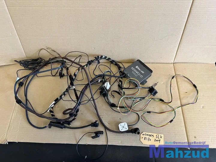 mercedes-slk-r170-kenwood-bluetooth — foto 6