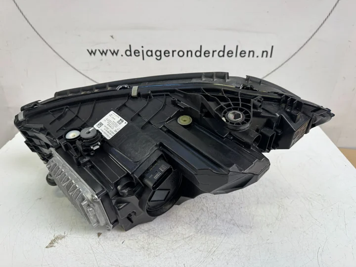 mercedes-c-klasse-w206-digital-light-koplamp-a2069063003 — foto 4