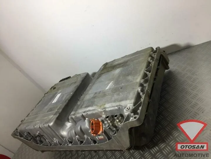vw-golf-7-gte-a3-e-tron-accubak-accuhouder-5q0915590g — foto 3