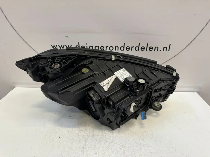 mb-c-klasse-w206-koplamp-digital-light-links-a2069062104 — foto 4