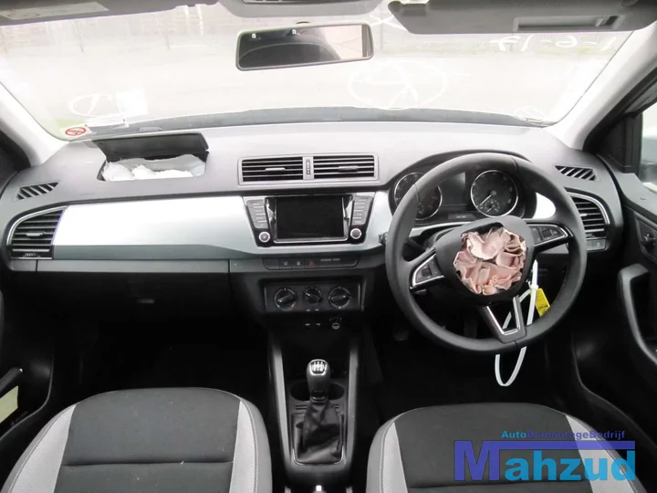 skoda-fabia-3-nj3-10-motorblok-chy-chyb-motor — foto 8