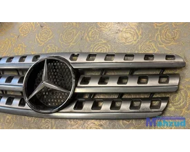 mercedes-ml-w163-groen-189-motorkap-met-grille-19982005 — foto 10