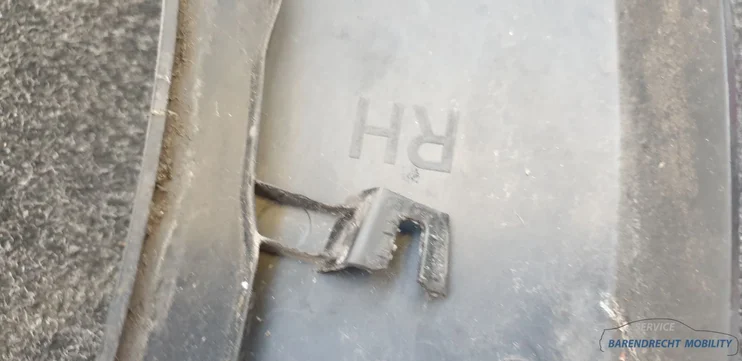 spatbordrand-mini-cooper-r56-r55-r57-spatbord-verbreder-7157104-rechts-voor-rv-zwart-origineel-gebruikt-2007-2014 — foto 11